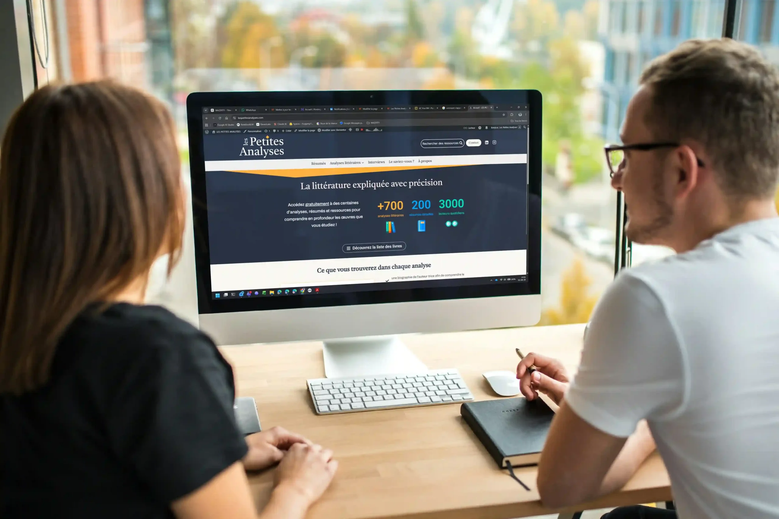 Site Les Petites Analyses affiché sur ordinateur après la refonte réalisée par Wazerty